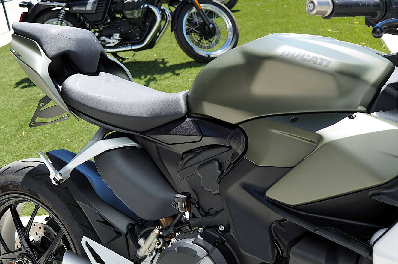 A photo of this 2023 Ducati Streetfighter V2