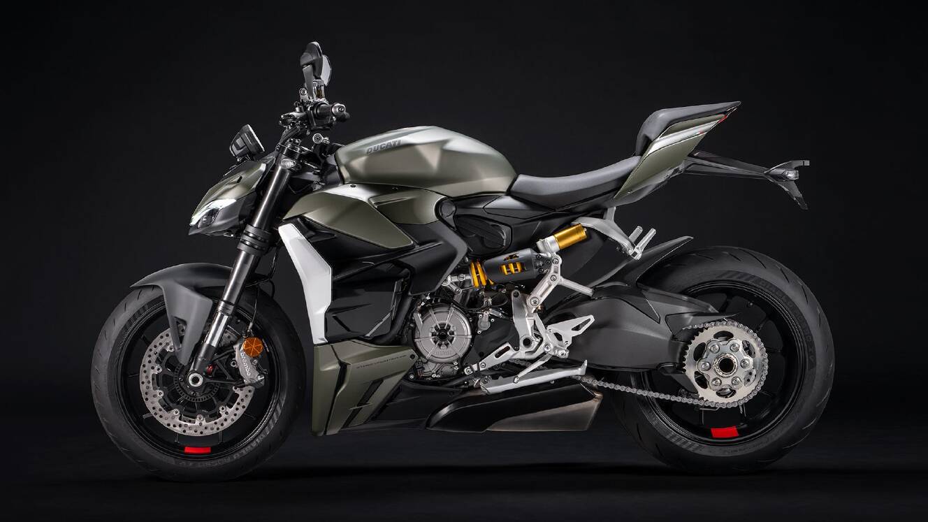 A photo of this 2023 Ducati Streetfighter V2