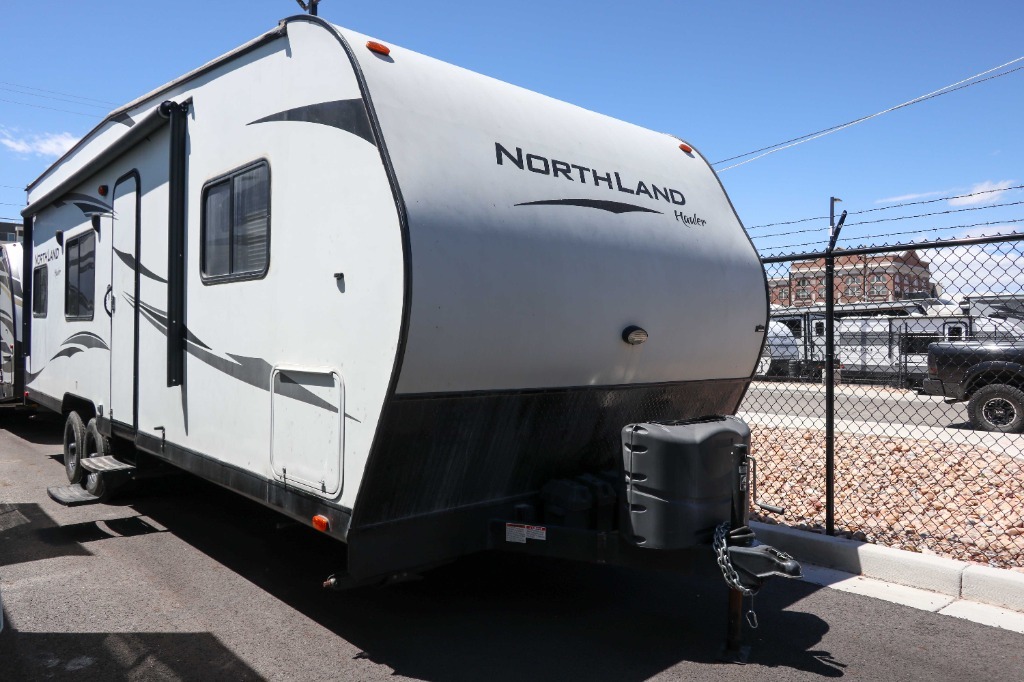 2017 Pacific Coachworks NORTHLAND 27FSB RV