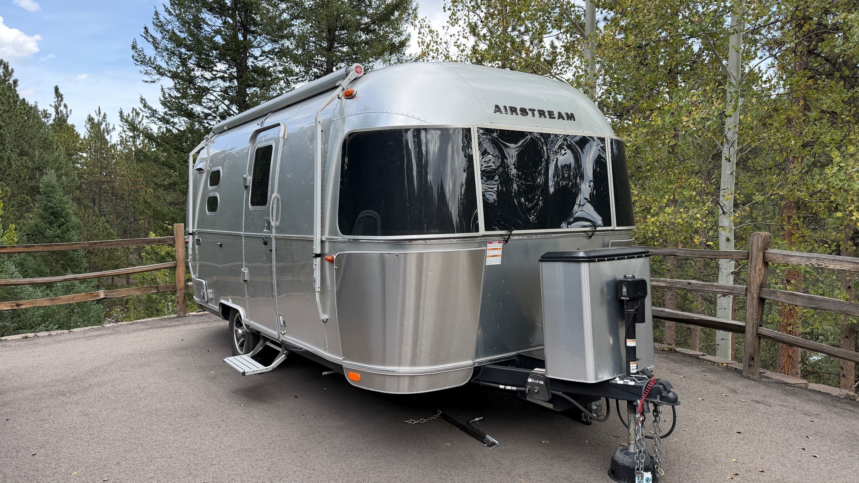 2023 Airstream CARAVEL 20FB RV