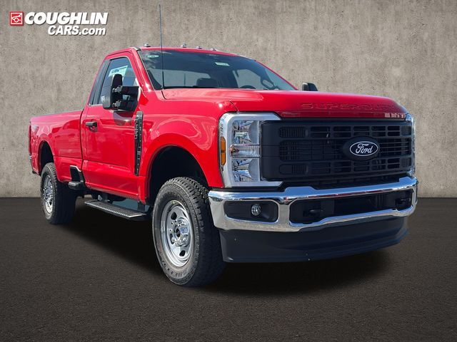 2027 FORD F350 in Pataskala, OH