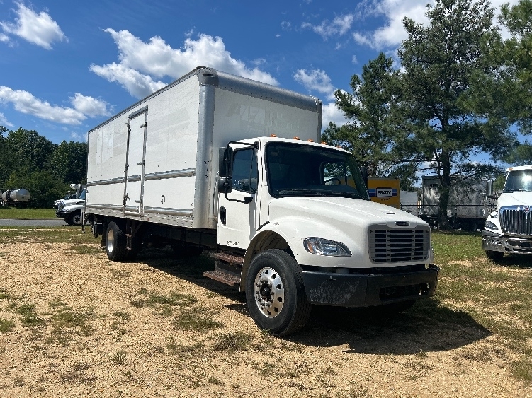 2020 FREIGHTLINER BUSINESS CLASS M2 106 in Fredericksburg, VA