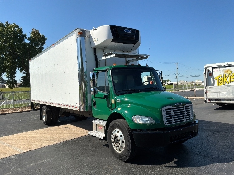 2020 FREIGHTLINER BUSINESS CLASS M2 106 in Dayton, NJ