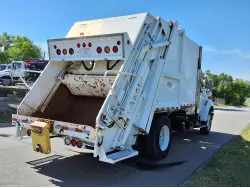 2013 FORD F750