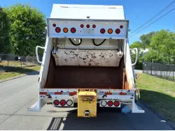 2013 FORD F750