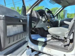 2013 FORD F750