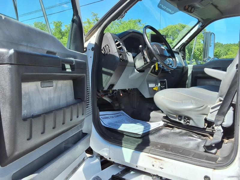 2013 FORD F750