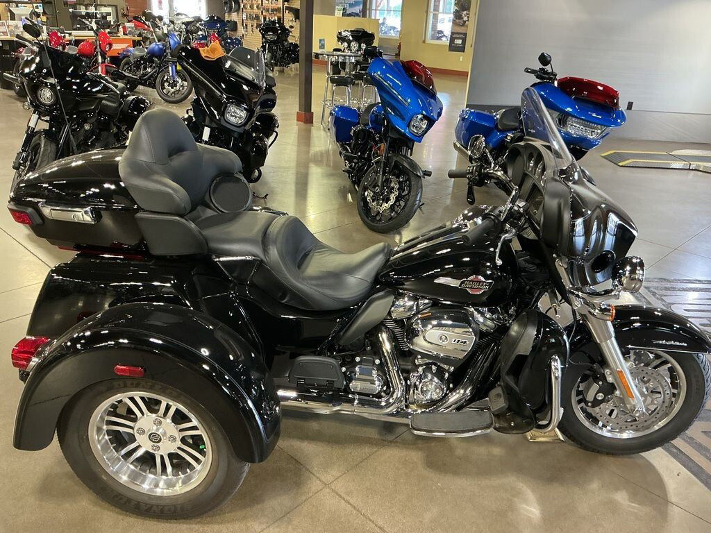 2024 Harley-Davidson Tri Glide Ultra FLHTCUTG - Tri Glide Ultra ULTRA CLASSIC® in Peoria, AZ