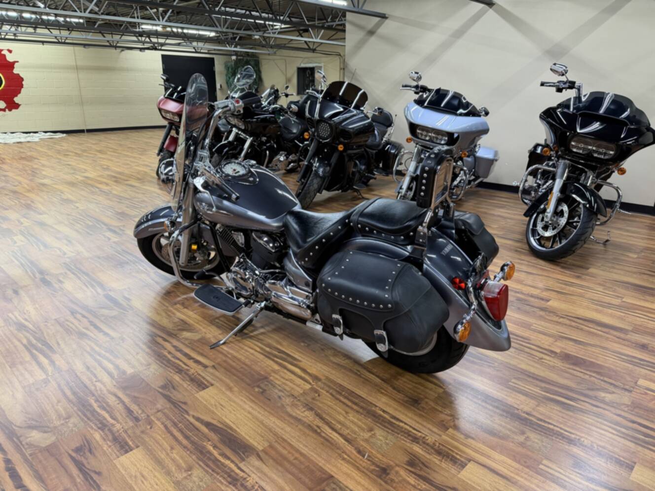 A photo of this 2004 Yamaha V Star 1100