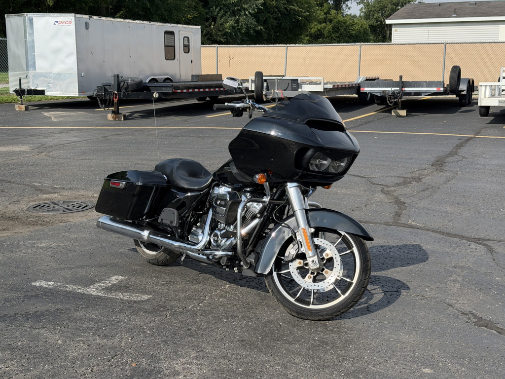 2023 Harley-Davidson FLTRX CUSTOM in Monroe, MI