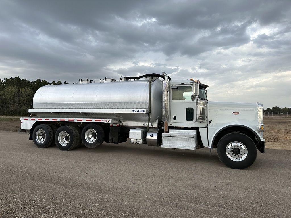 2020 PETERBILT 389 in Rice, MN