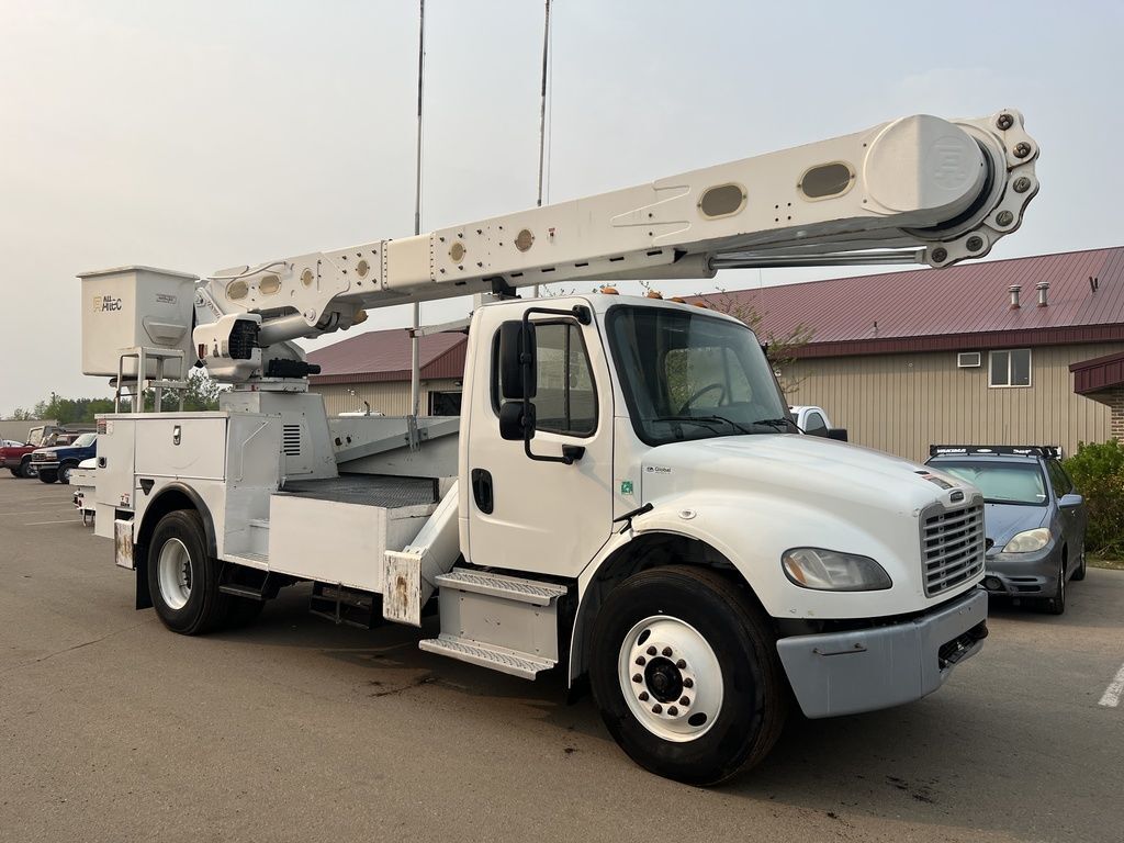 2017 FREIGHTLINER ALTEC in Rice, MN
