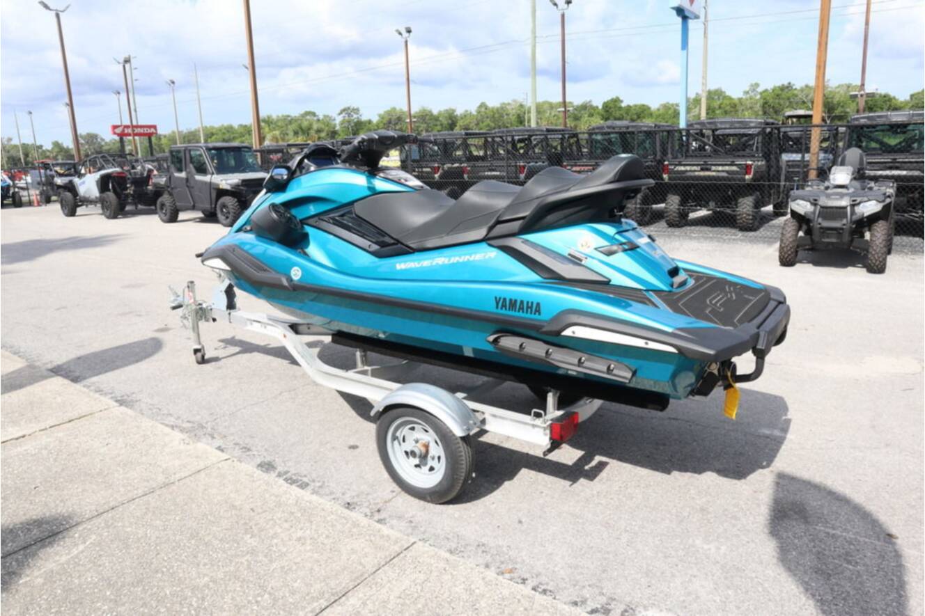 A photo of this 2026 Yamaha Waverunners FX Cruiser SVHO®