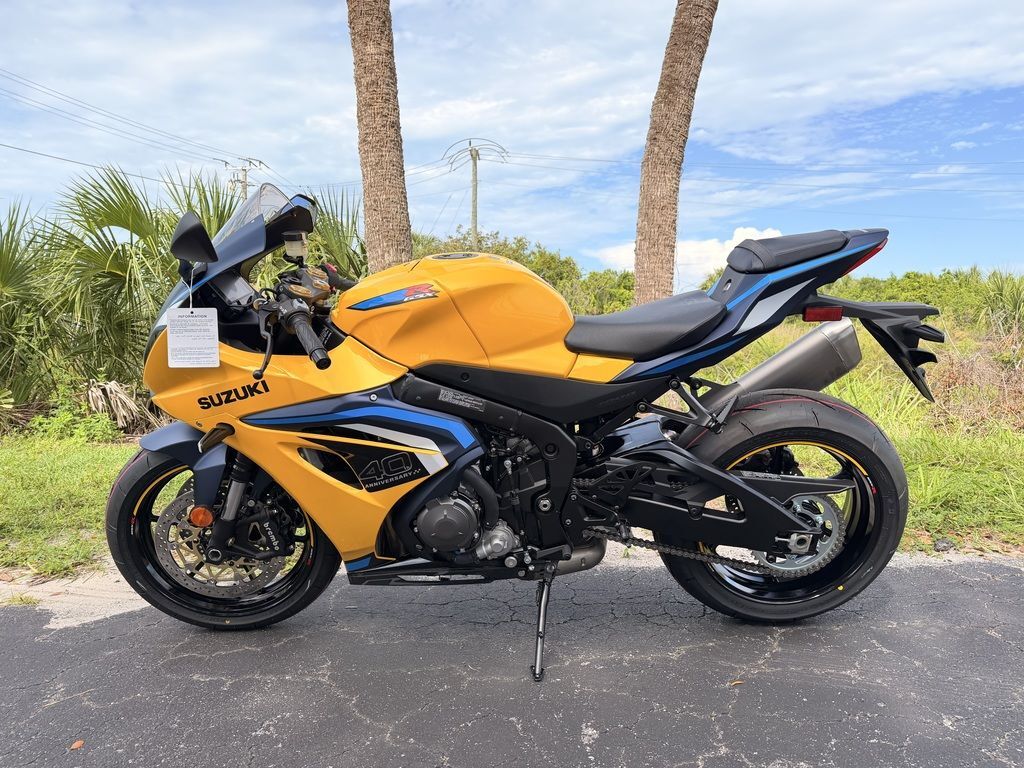 2027 Suzuki GSX-R1000 40TH ANNIVERSARY EDITION 1000 40TH ANNIVERSARY EDITION in Sarasota, FL