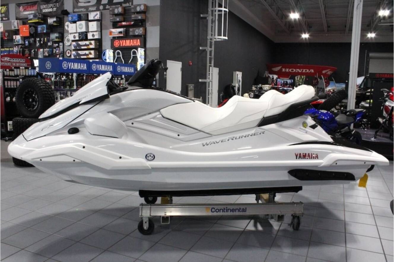 A photo of this 2026 Yamaha FX Cruiser SVHO®