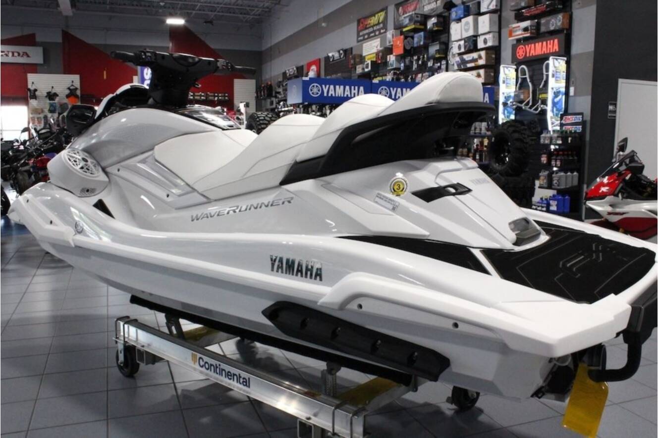 A photo of this 2026 Yamaha FX Cruiser SVHO®