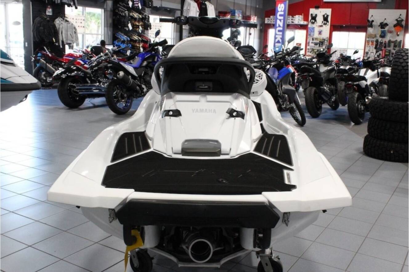 A photo of this 2026 Yamaha FX Cruiser SVHO®