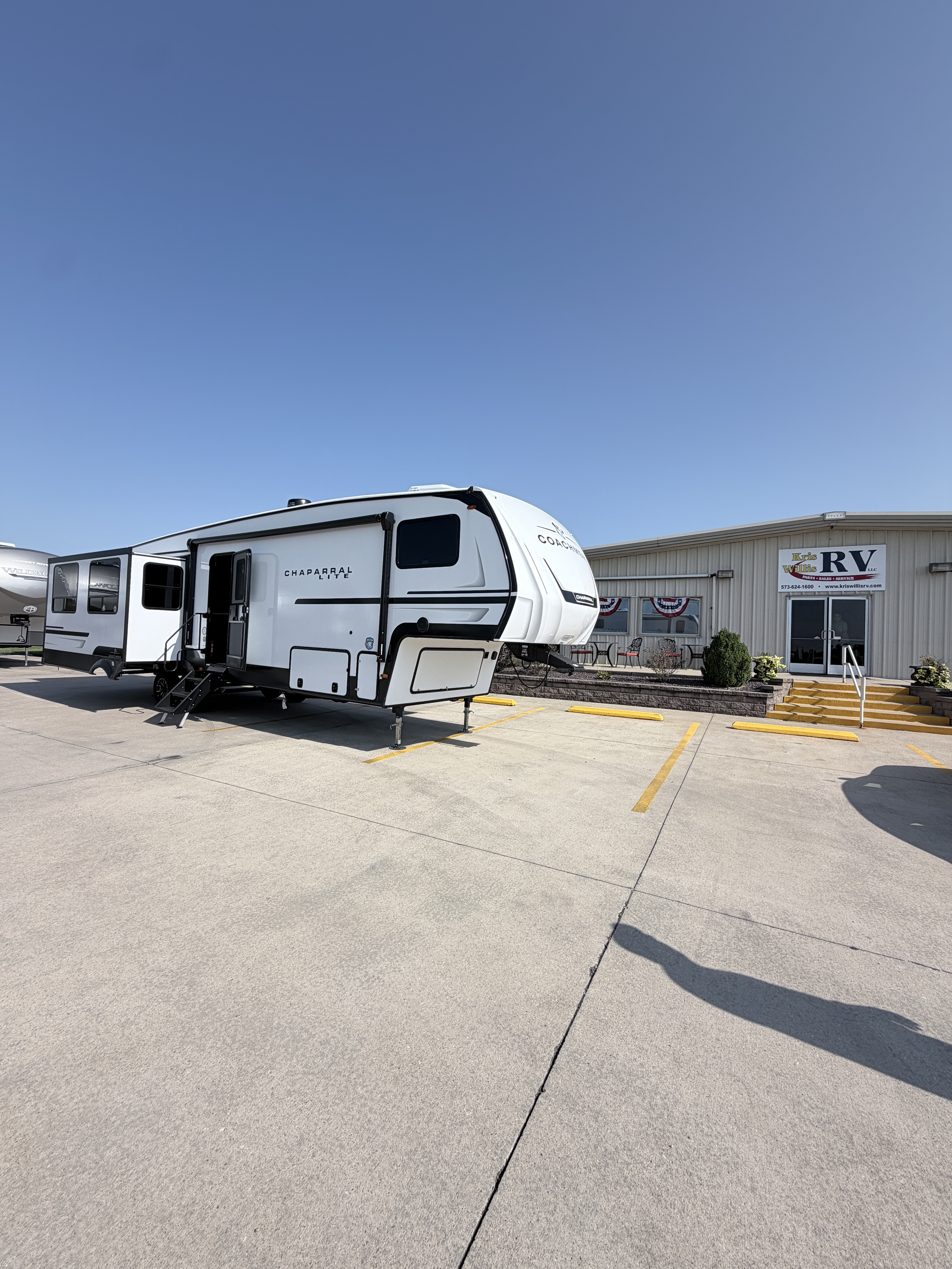 2027 Coachmen Chaparral 30BHS in dexter MO