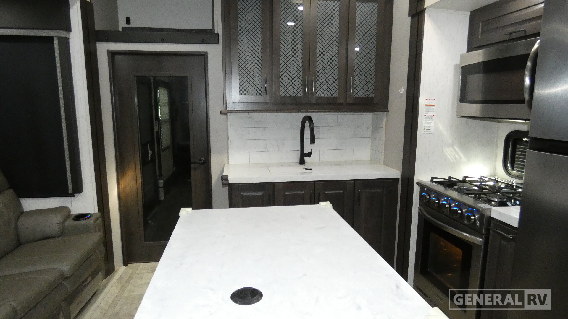 2022 Grand Design Momentum M Class 349M in wixom MI
