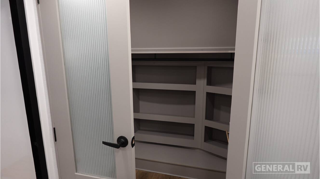 A photo of this 2026 Alliance Rv PARADIGM 382RK
