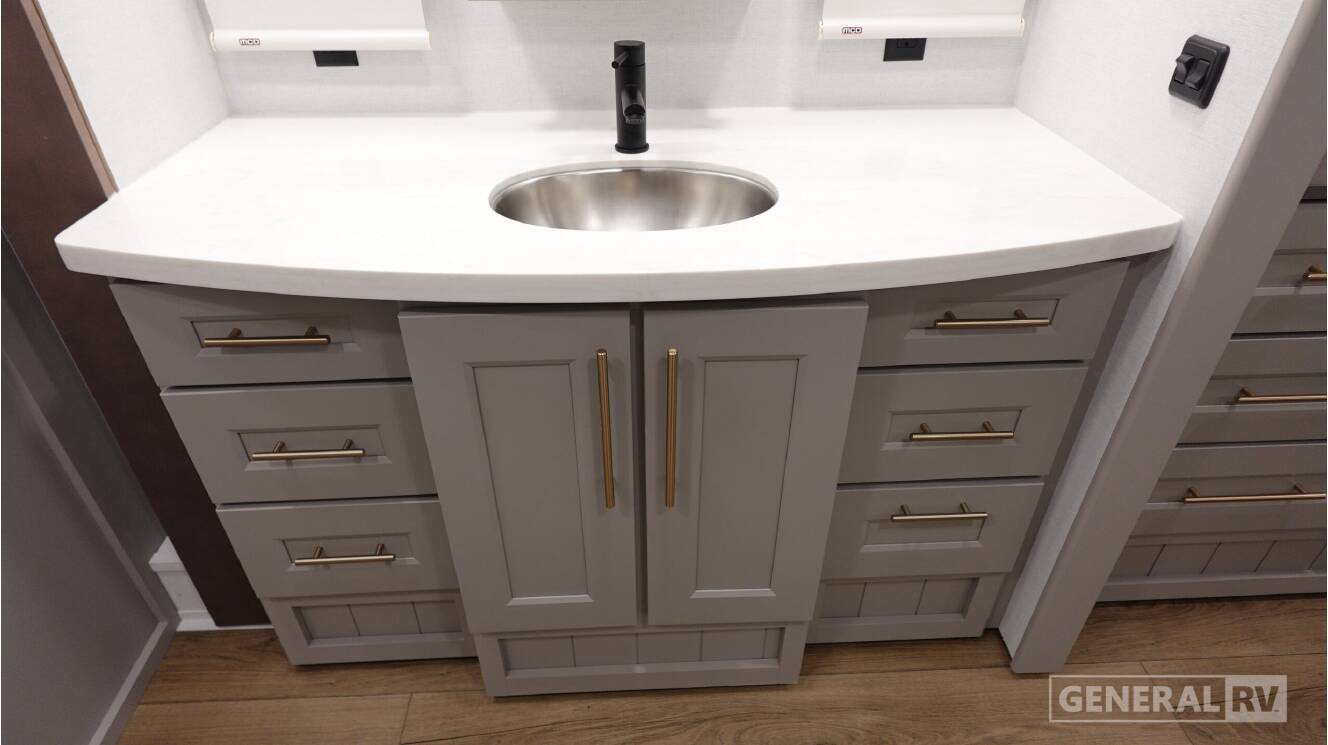 A photo of this 2026 Alliance Rv PARADIGM 382RK