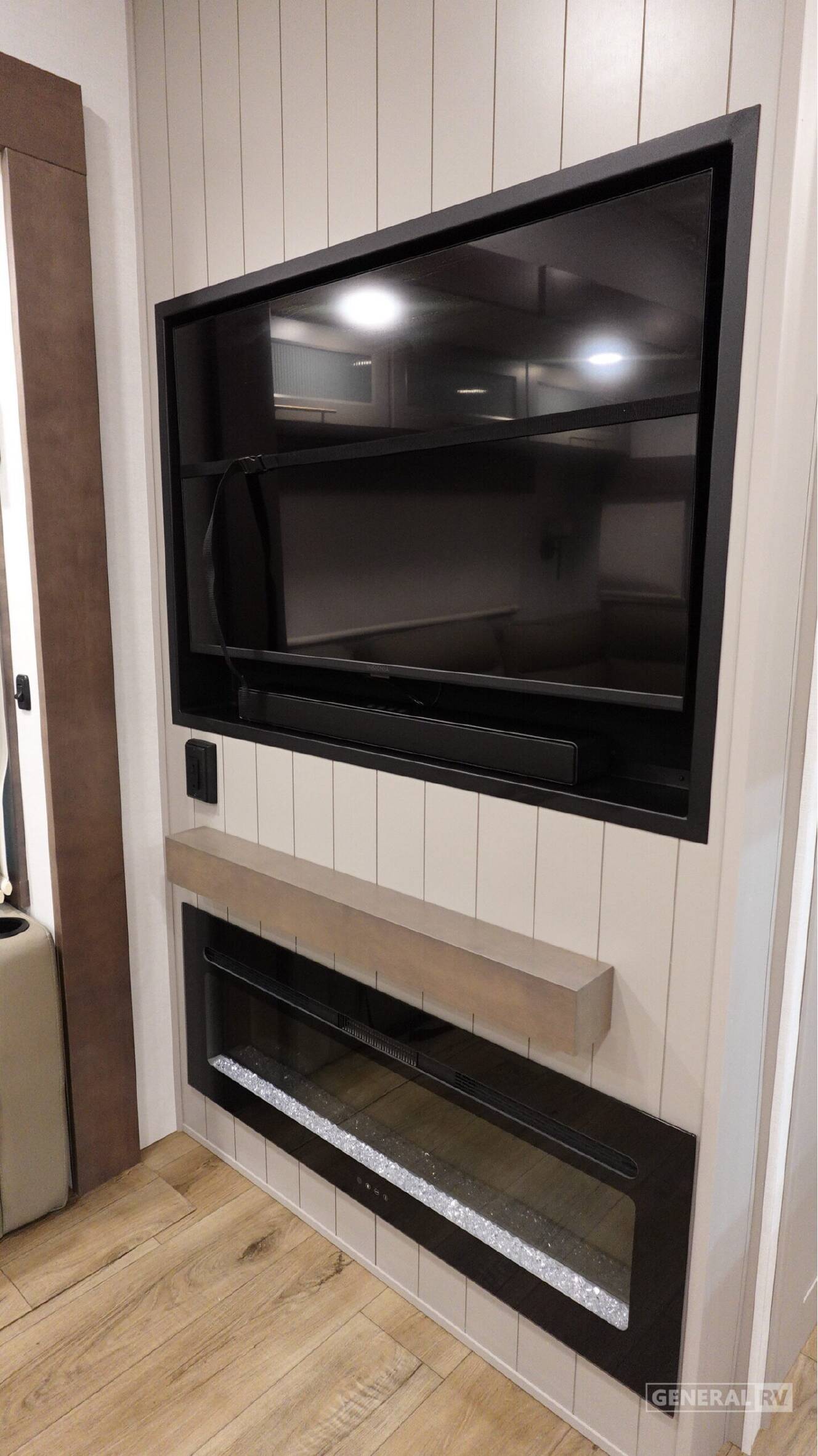 A photo of this 2026 Alliance Rv PARADIGM 382RK
