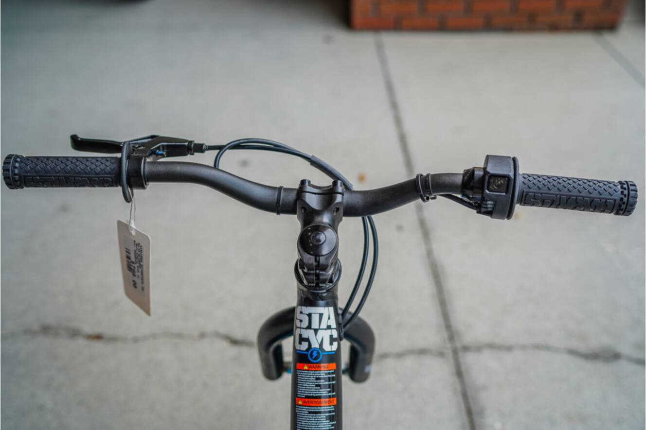 A photo of this 2024 Stacyc 12eDrive