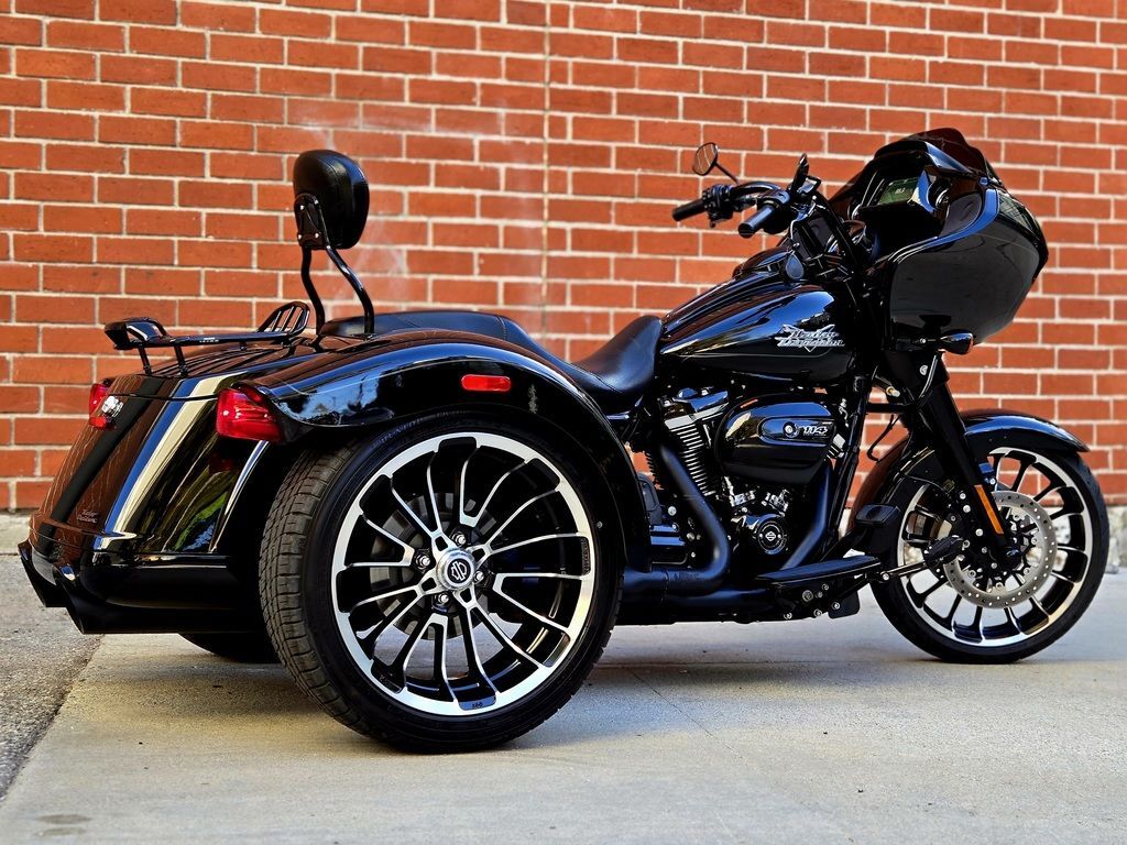 2024 Harley-Davidson® FLTRT - Road Glide® 3 Trike motorcycle