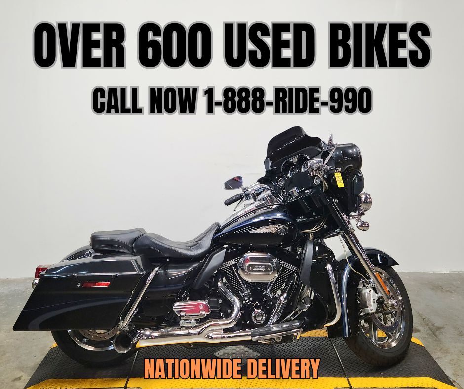 2013 Harley-Davidson® CVO Ultra Classic Electra Glide® 110th Anniversary CVO ULTRA CLASSIC in Sandusky, MI