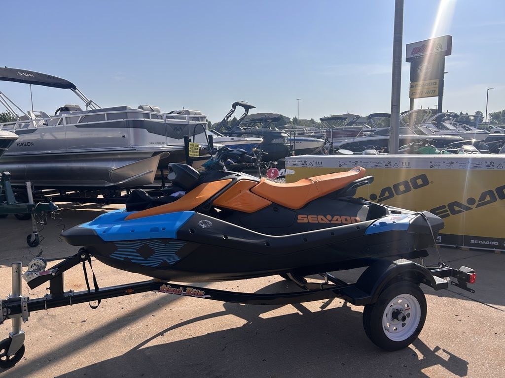 2026 Sea-Doo Spark Trixx for 3 Rotax® 900 ACE - 90 iBR and Aud 3-UP in broken arrow OK
