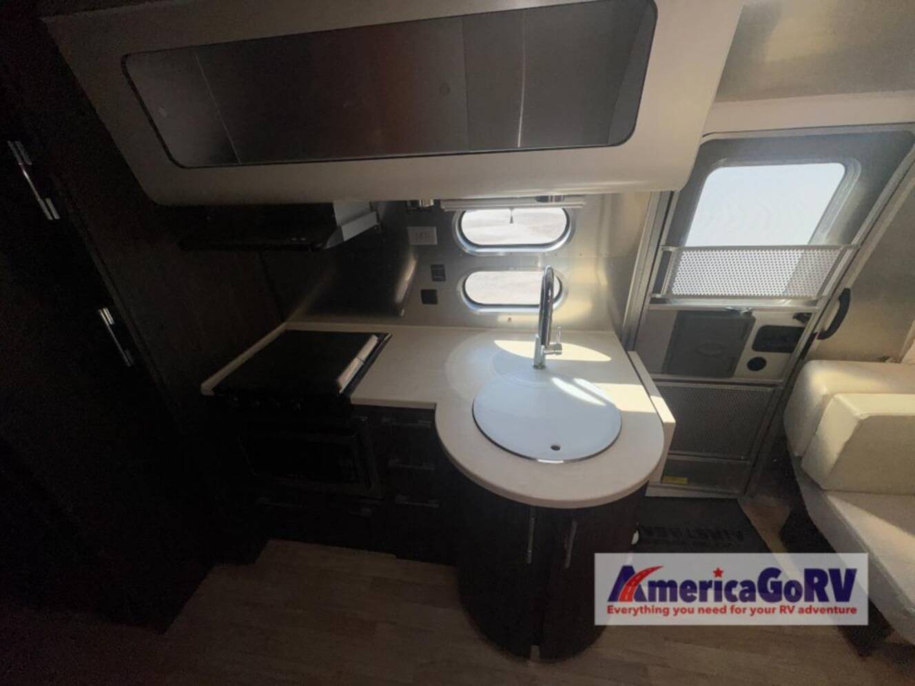 A photo of this 2019 Airstream International Signature 25FB
