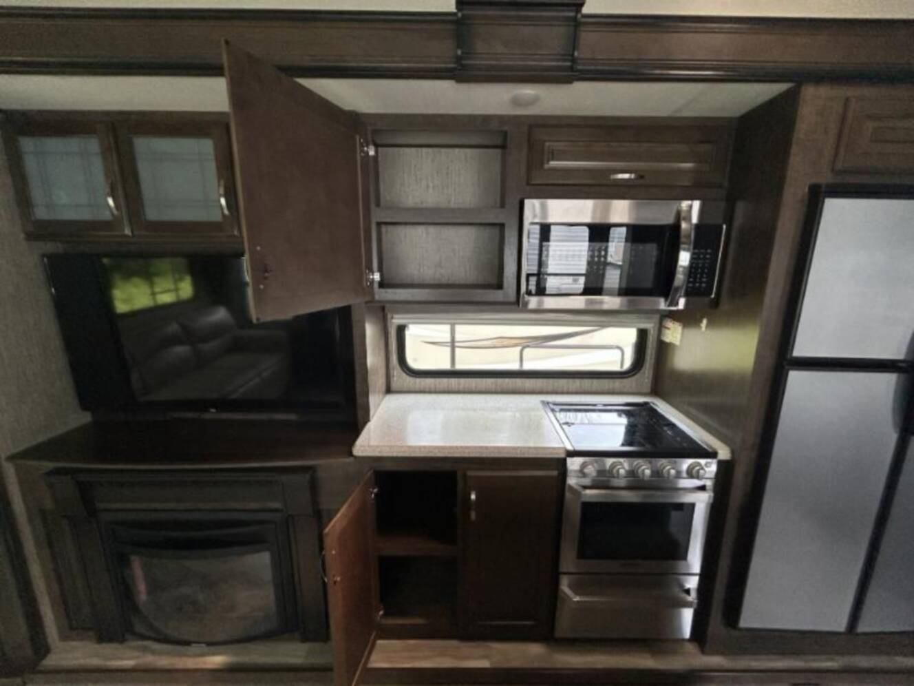 A photo of this 2019 Grand Design Solitude S-Class 2930RL
