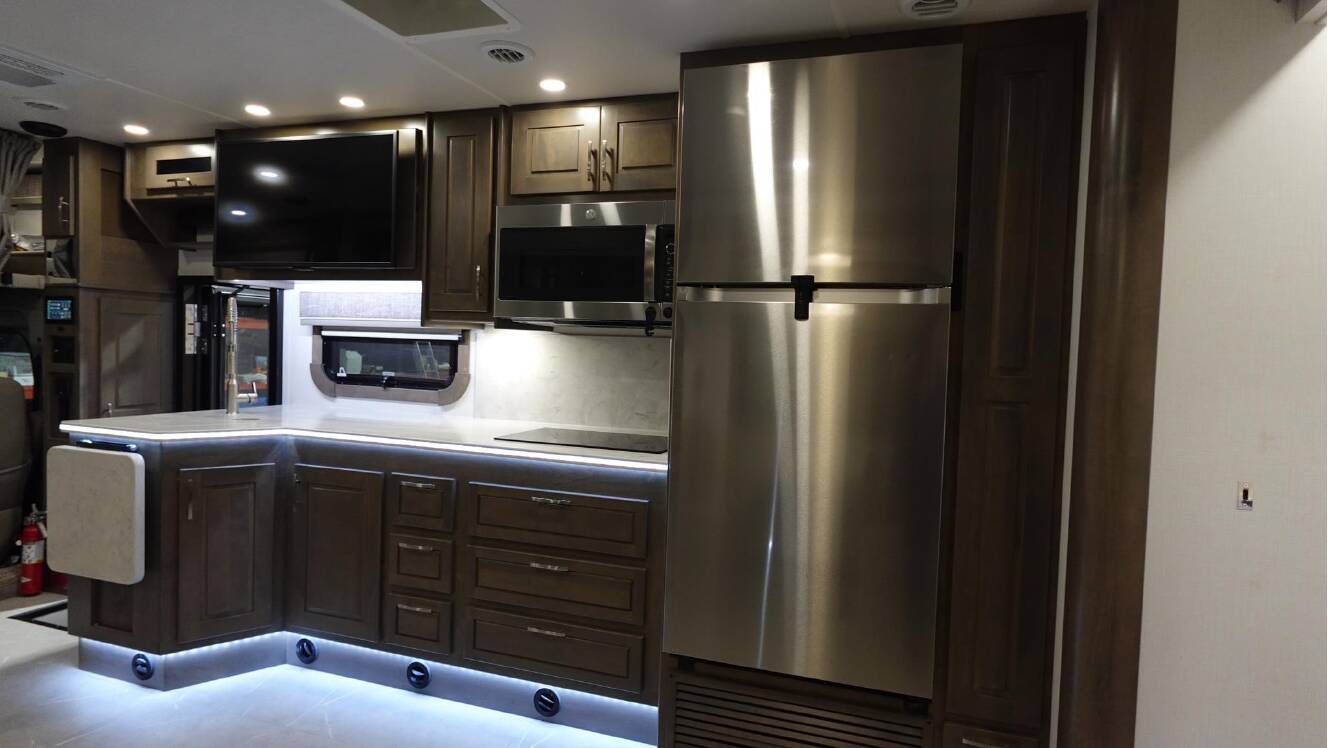 A photo of this 2024 Dynamax DX3 34KD