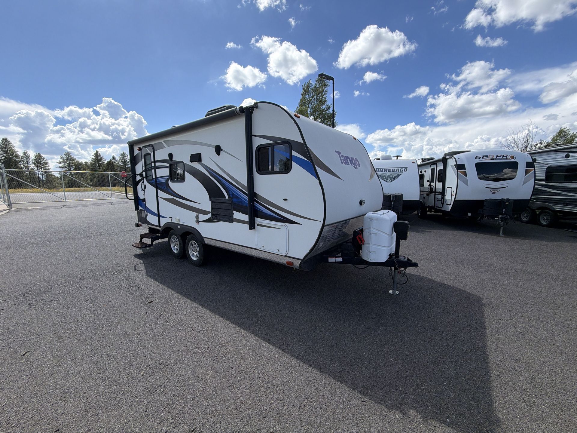 2016 Pacific Coachworks TANGO 17UL in flagstaff AZ