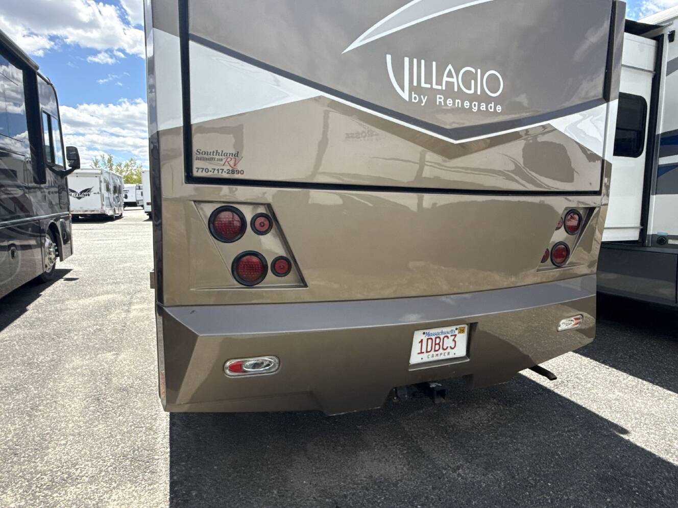A photo of this 2019 Renegade VILLAGIO 25QRS
