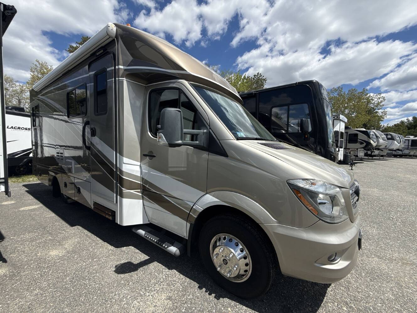 A photo of this 2019 Renegade VILLAGIO 25QRS