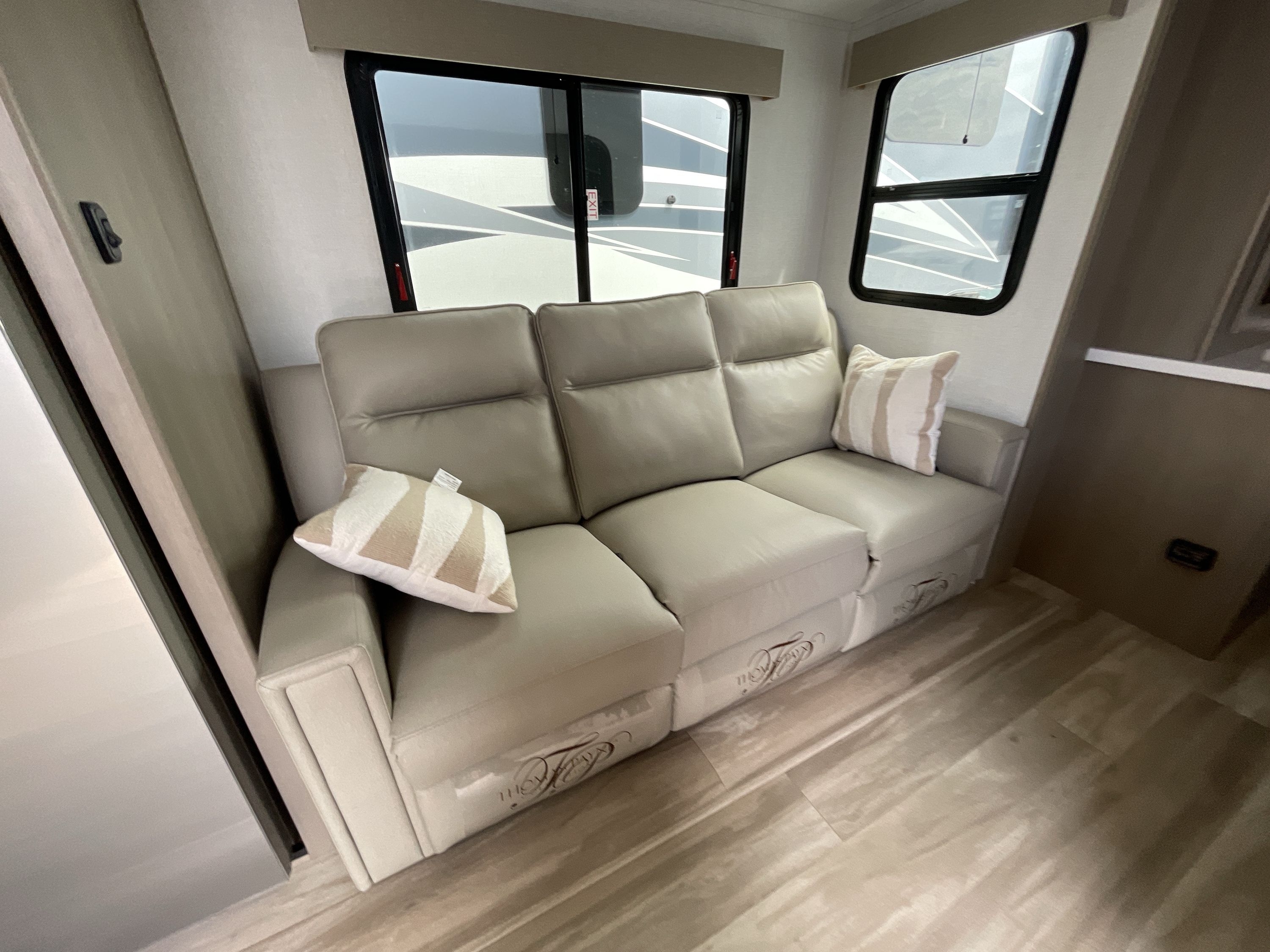 2025 Grand Design REFLECTION 322FKTS in summerfield FL