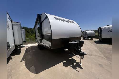 2025 Prime Time TRACER 190RB 190RBSLE in lewisville TX