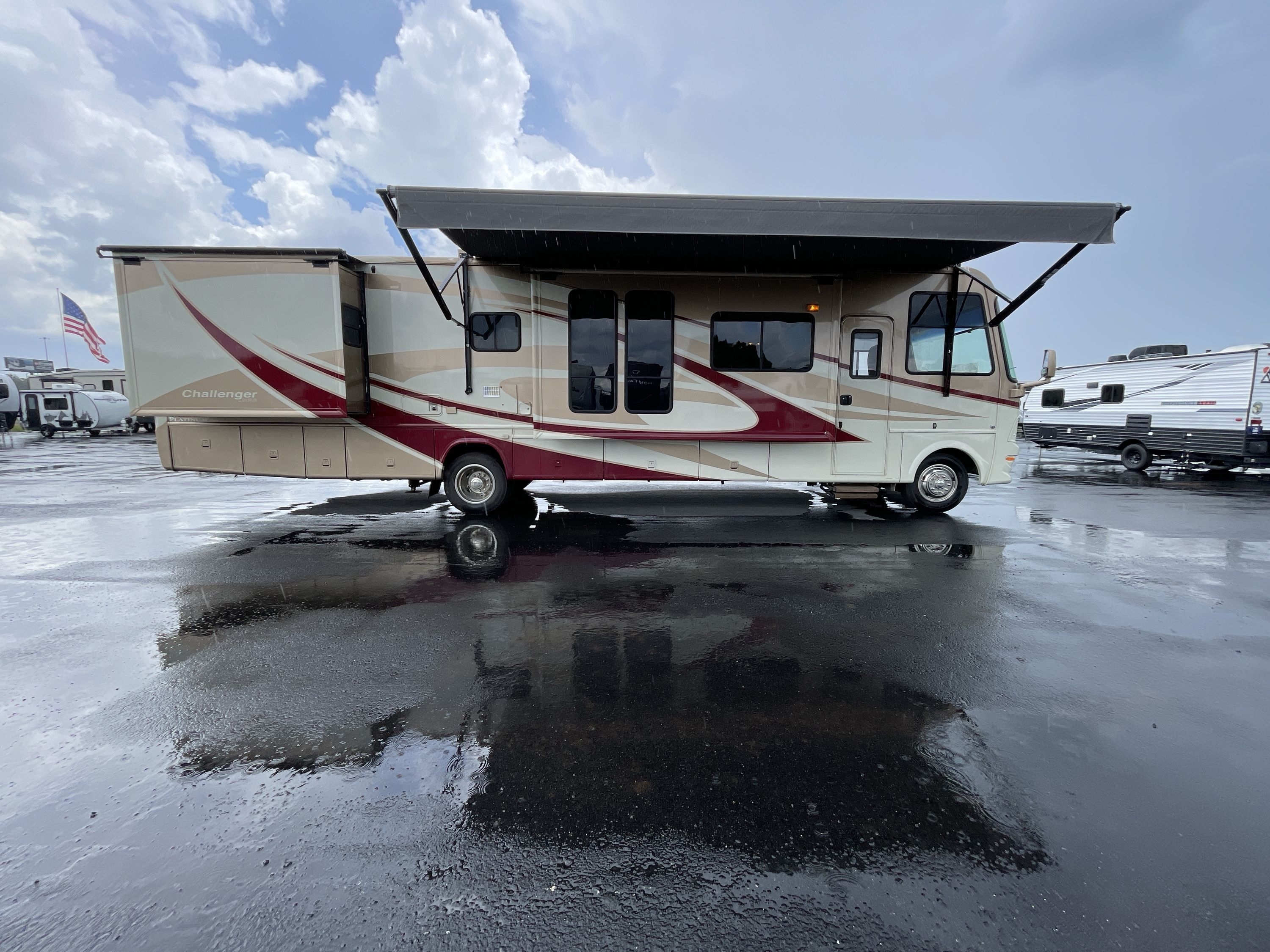 2008 Damon CHALLENGER 378 in byron GA