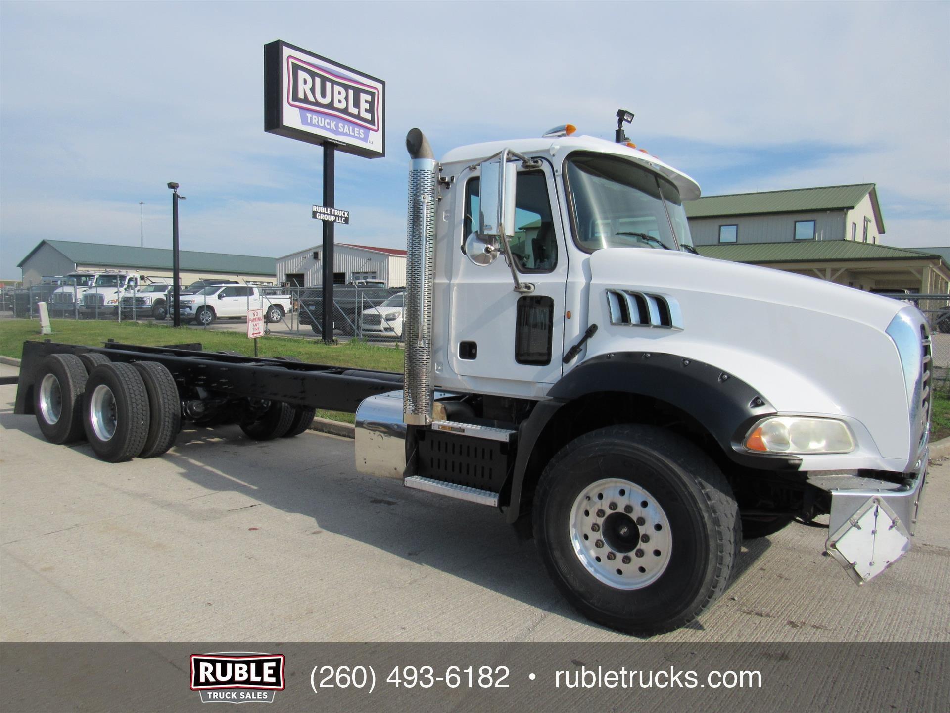 2012 Mack GU813 in New Haven, IN