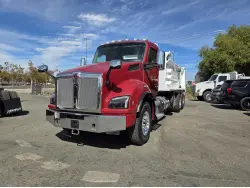 2022 KENWORTH T880