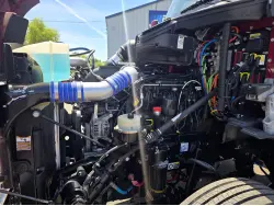 2022 KENWORTH T880