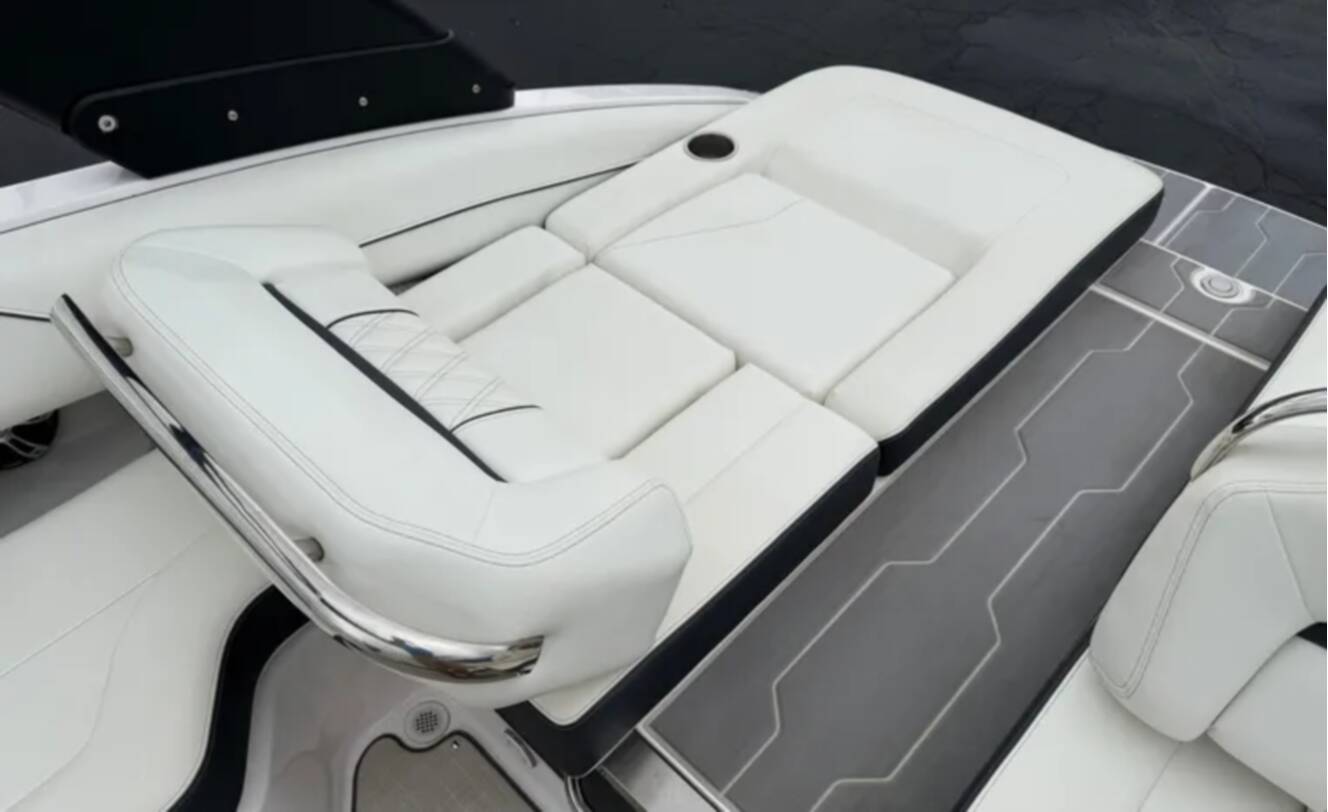 A photo of this 2021 Regal LS4