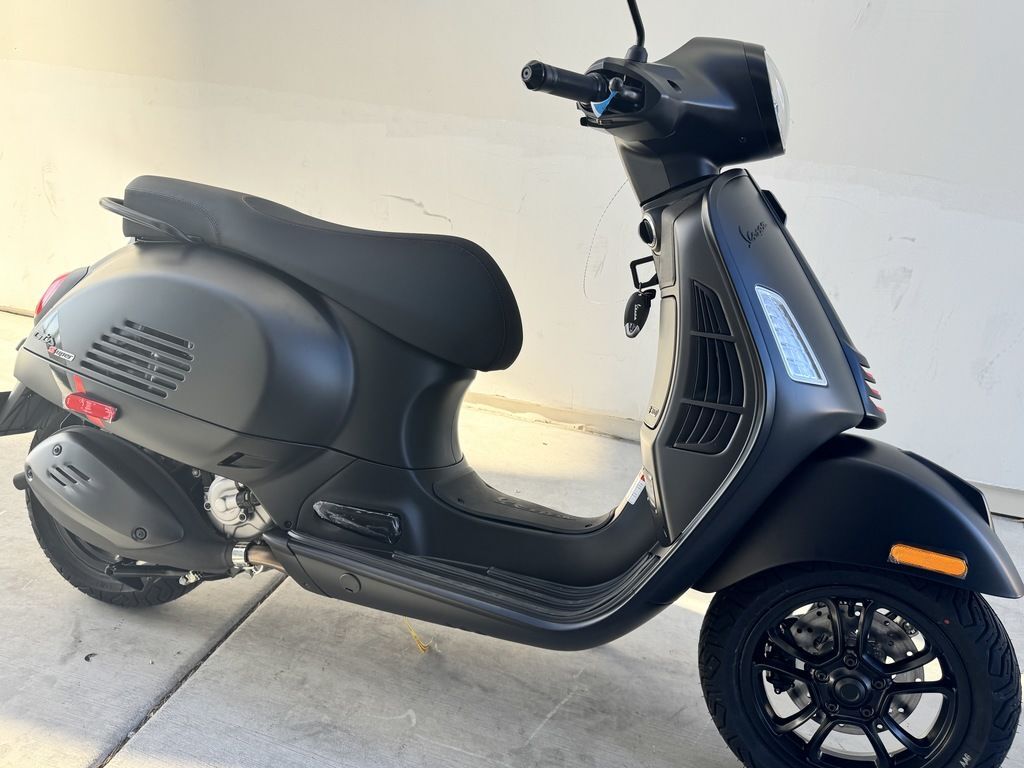 2027 Vespa GTS 310 SuperSport 310 SUPERSPORT in Las Vegas, NV