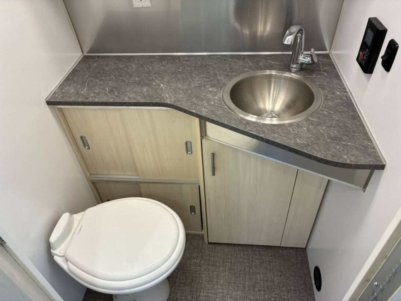 A photo of this 2021 Airstream Flying Cloud 25FB 25FB