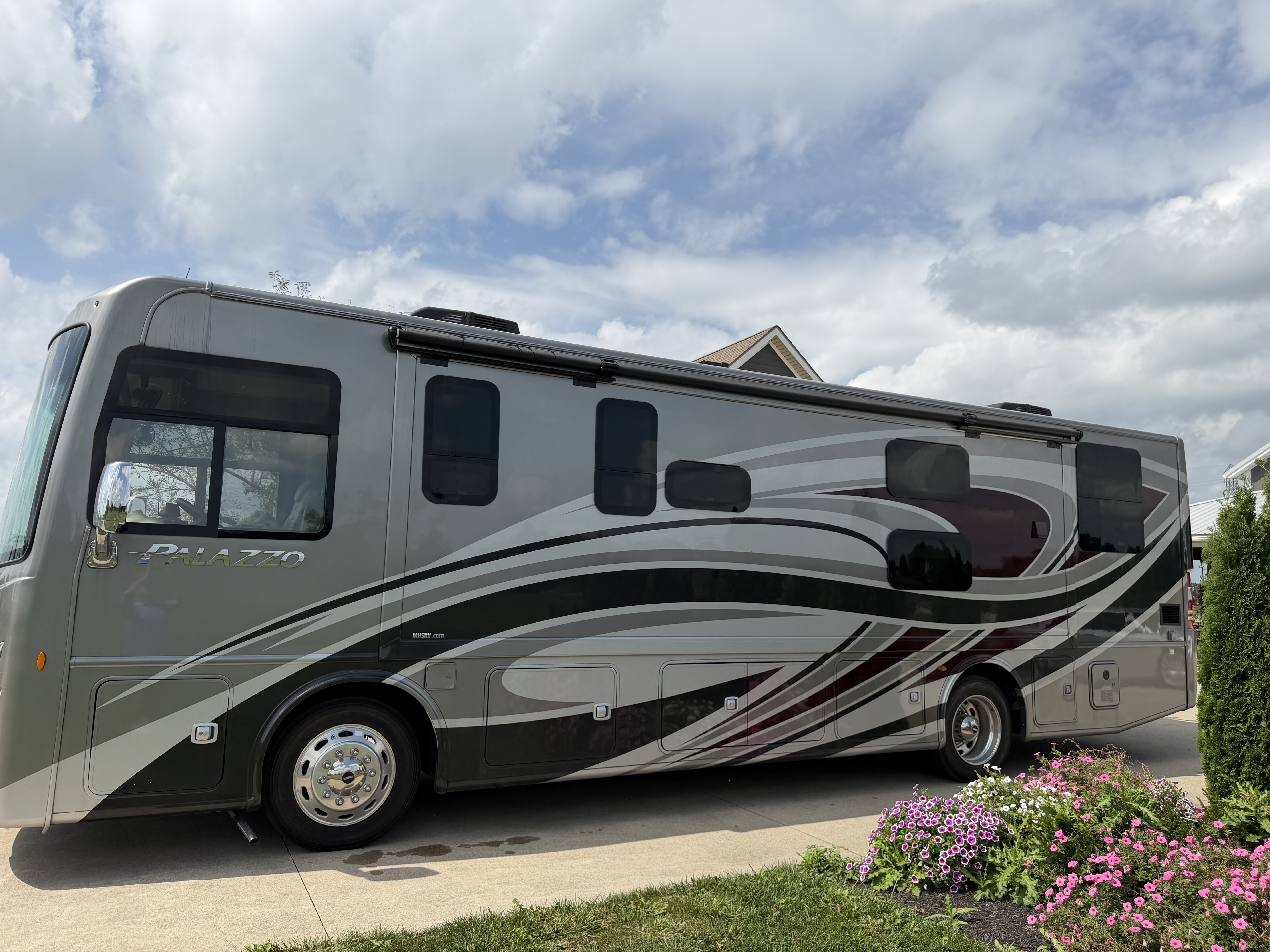 2021 Thor Motor Coach PALAZZO 33 5 RV