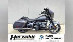 2025 BMW R 18 B Touring motorcycle