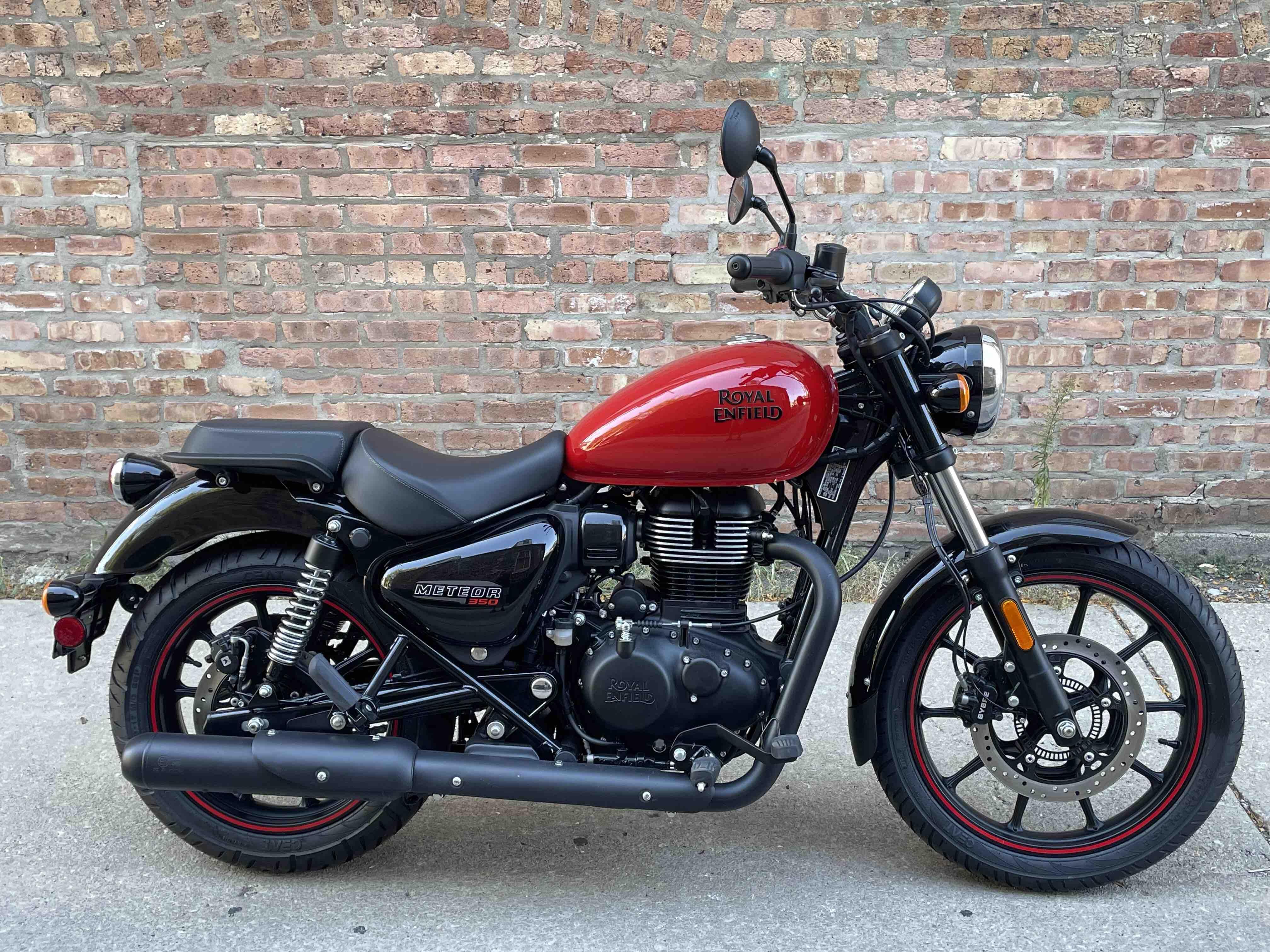 2024 Royal Enfield Meteor 350 350 in Villa Park, IL