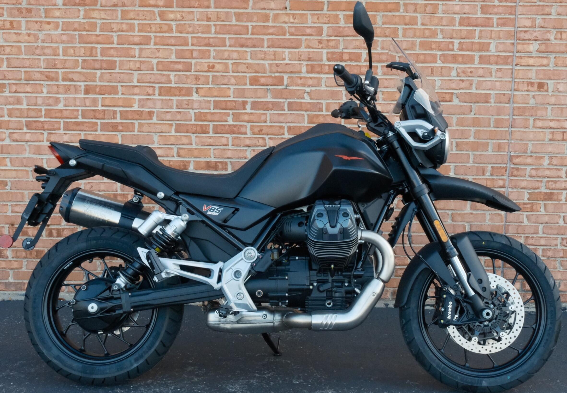 2025 Moto Guzzi V85 Strada STRADA in Chicago, IL