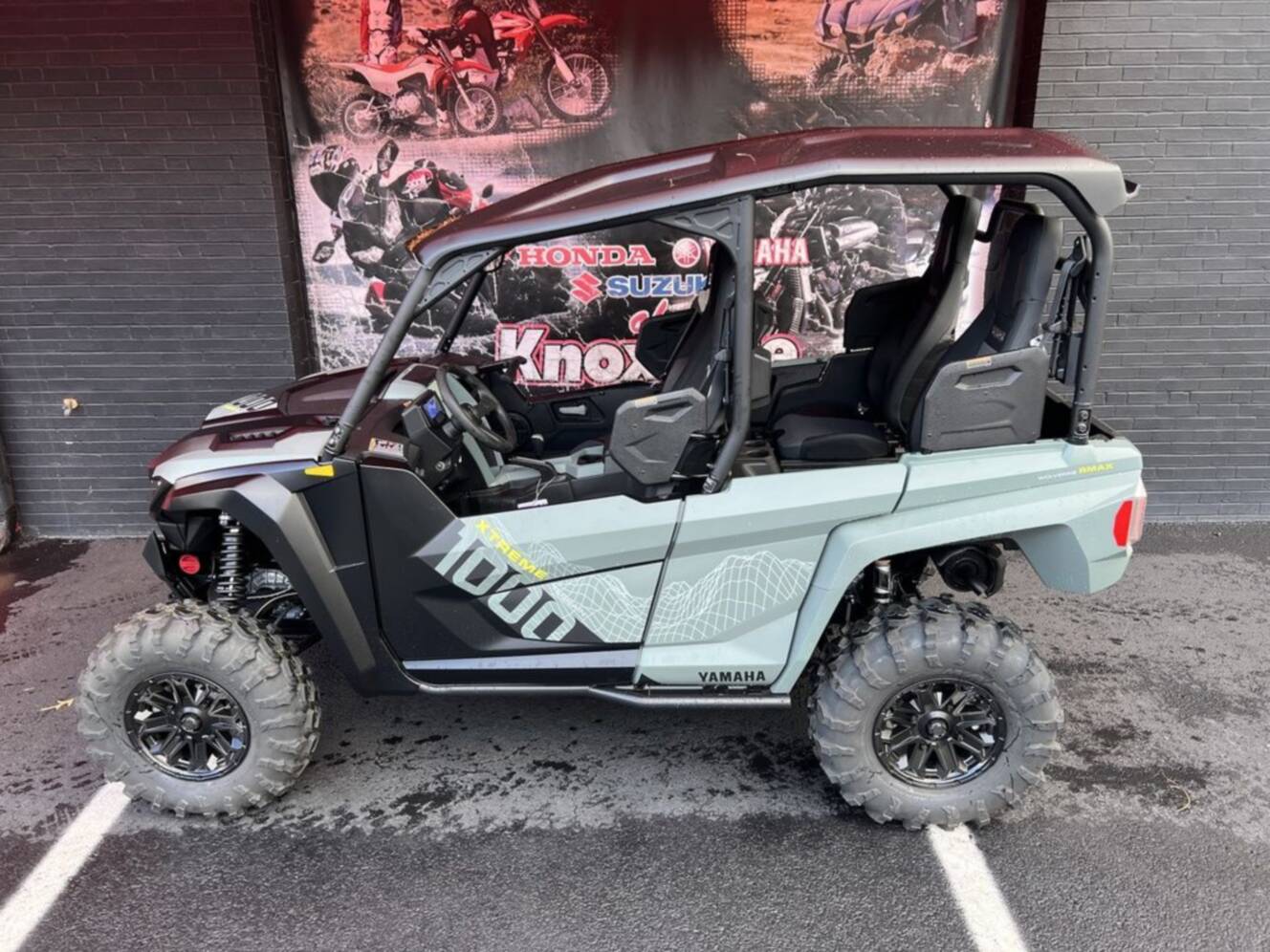 A photo of this 2026 Yamaha Wolverine Rmax4 1000 Compact Xt-R